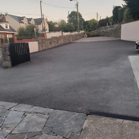 Bradstone Dundalk