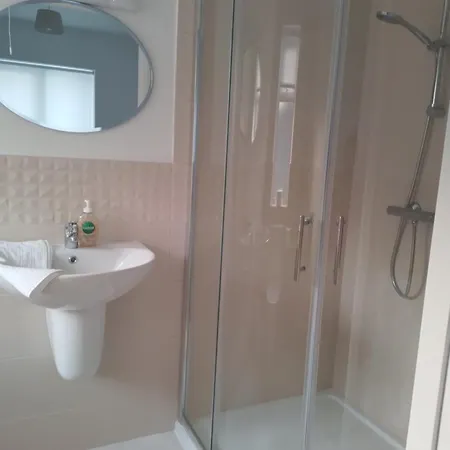 Bradstone Apartment *