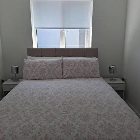 Bradstone Apartment *